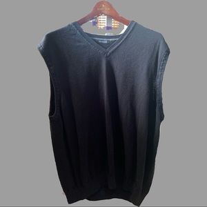 mens van heusen sweater vest worn twice